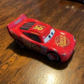 Lightning McQueen Rusteze