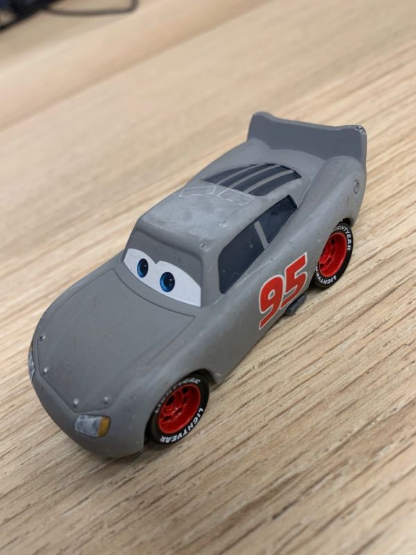 Primer Lightning McQueen