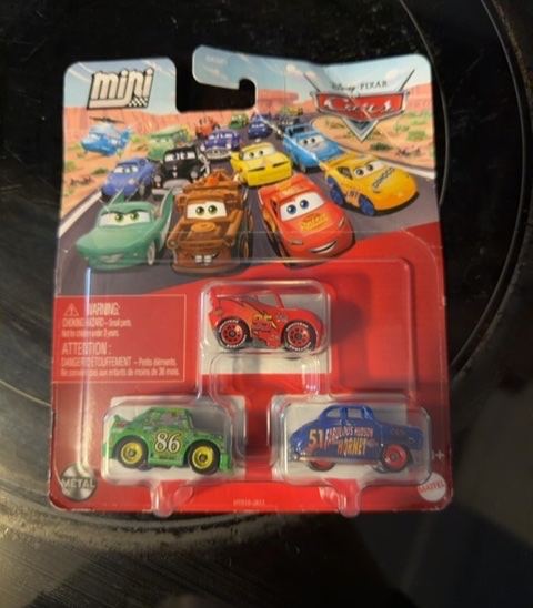 "Piston Cup Classics" 3-pack — 2024 — Mattel HTR10