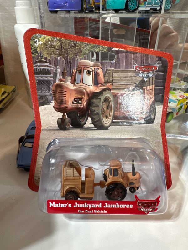 Matchbox® Pop Up Mini Junkyard Adventure Set